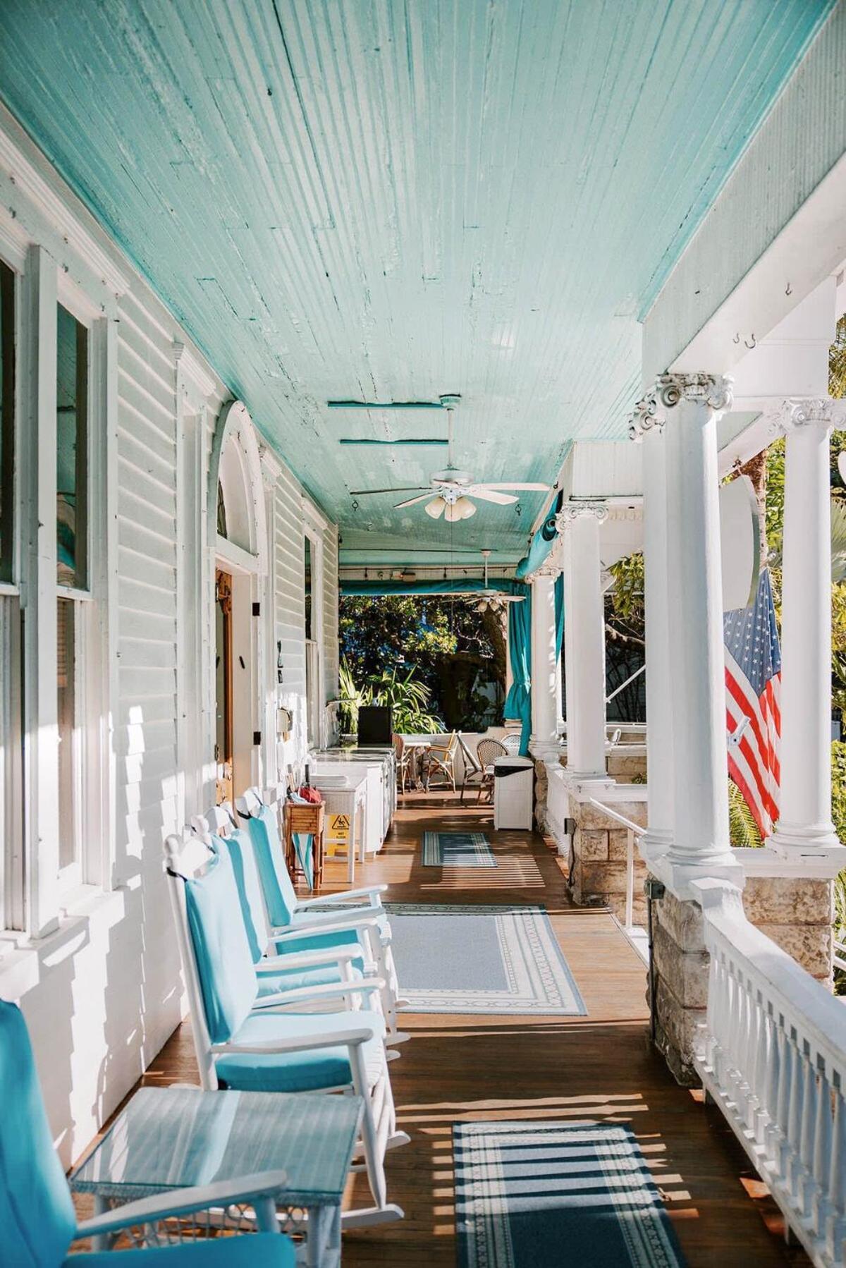 Classic King With Balcony At Curry Mansion Key West Exterior photo